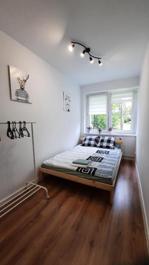 Dwa Pokoje Na Parterze Dla 2 I 2 Osob Apartment Chorzow Bagian luar foto